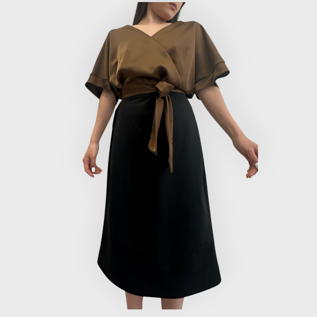 Handgefertigtes Hemdkleid aus Edelsatin & Heavy Jersey - 001